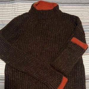 Ladies sweater